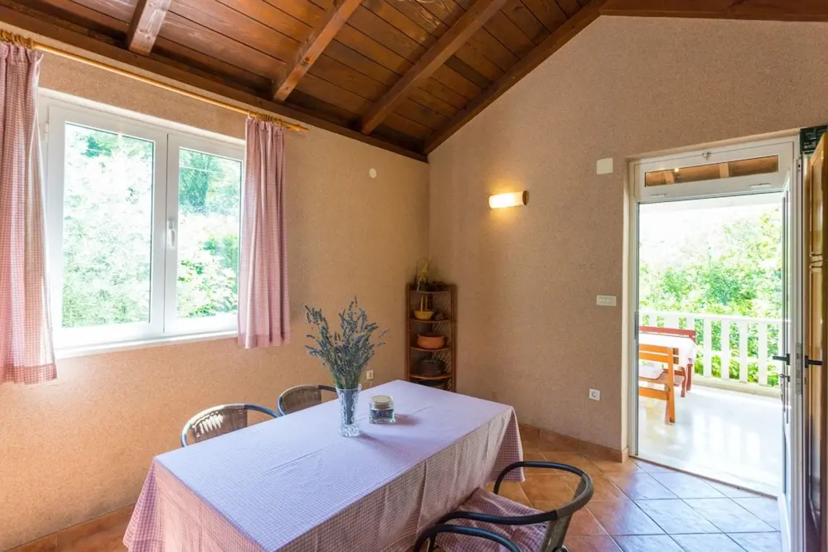 Guesthouse Zeko Rozat