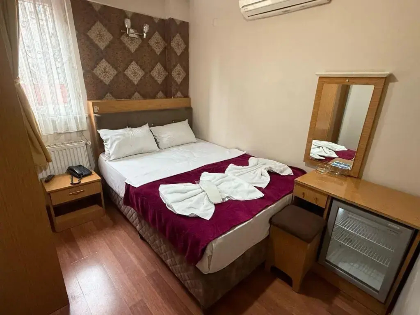 Alklas Hotel