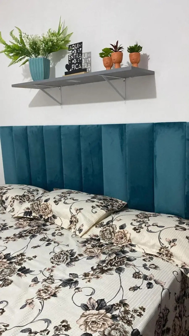 Sítio com piscina e lareira