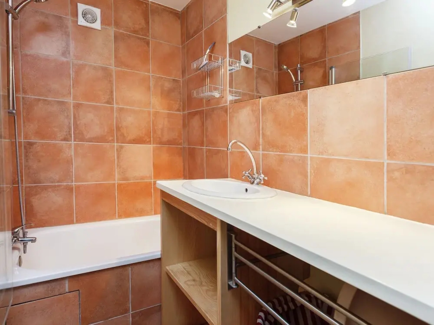 Detached, Characteristic House in Nature Near Saint-cirq-madelon