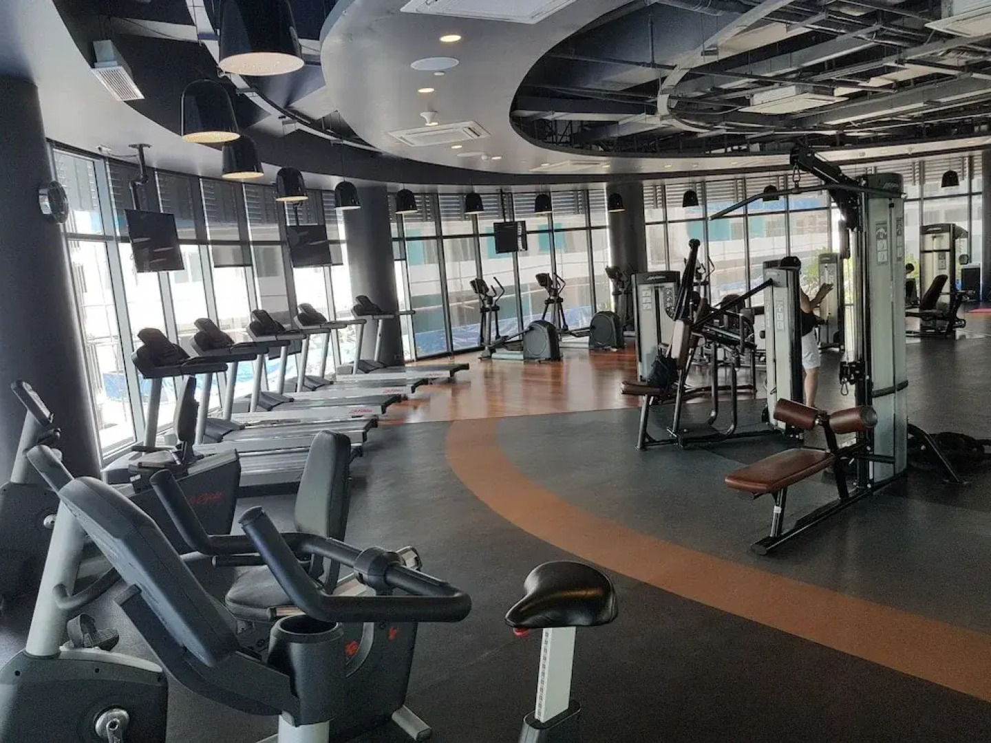 Maui Condotel @ Azure Urban Resort Residence