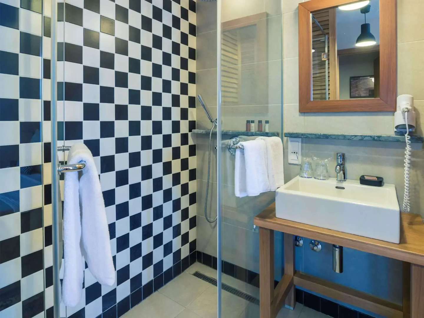 Отель Mercure Belgrade Excelsior