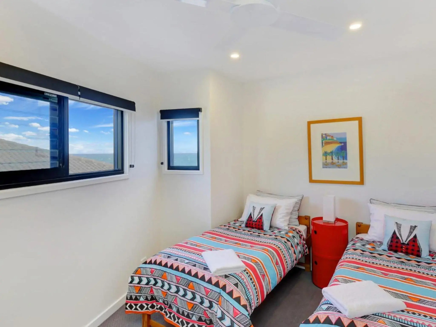 VILLA NOVA Gerroa 4pm check out Sundays