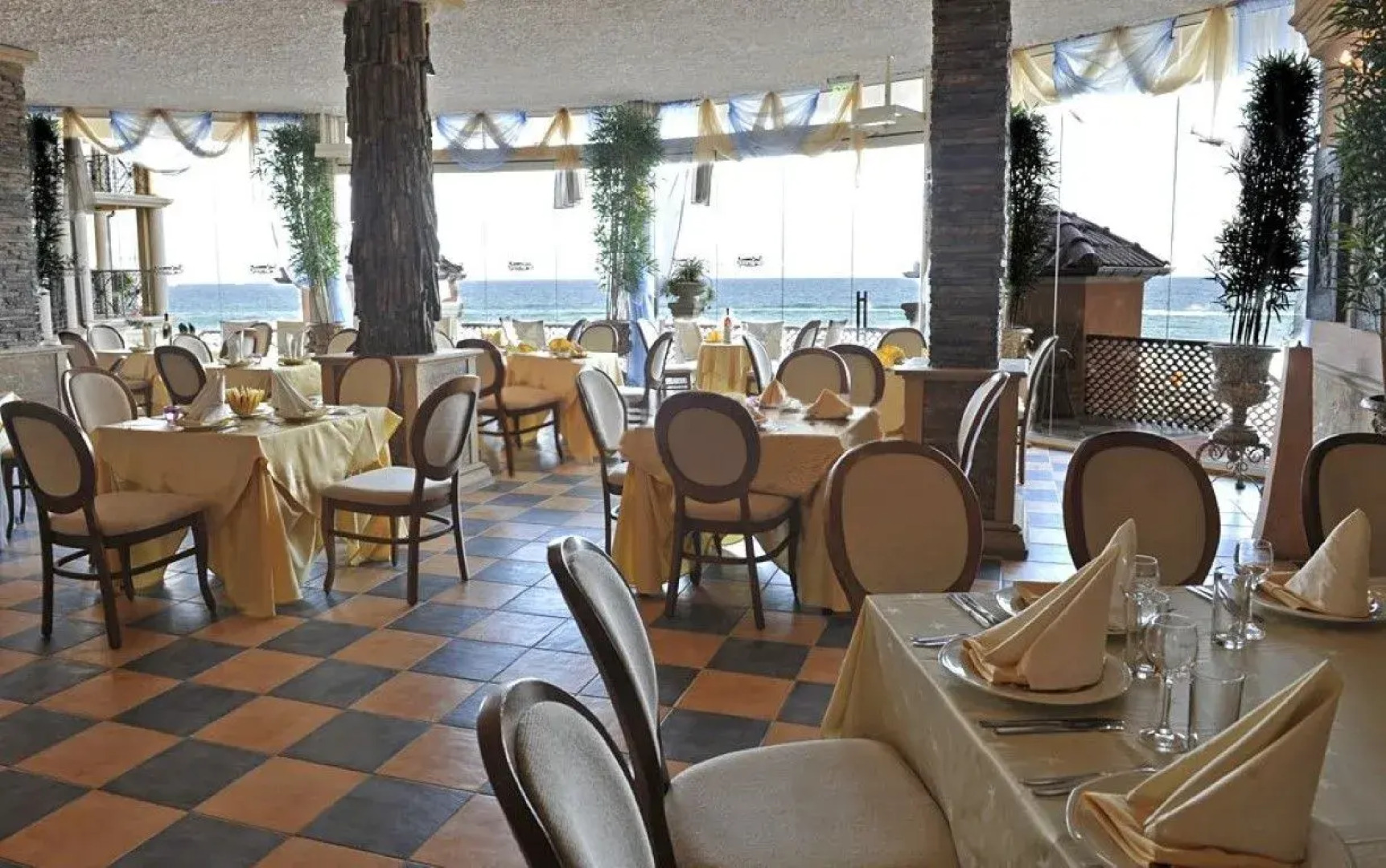 Atrium Beach Hotel & Aqua Park - All Inclusive