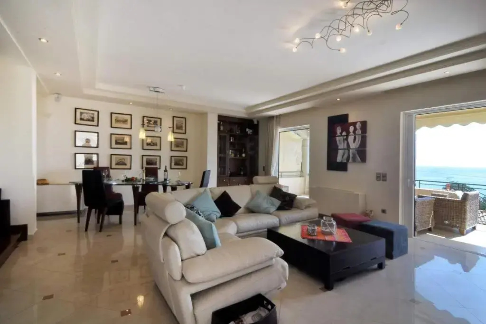 Villa Iris