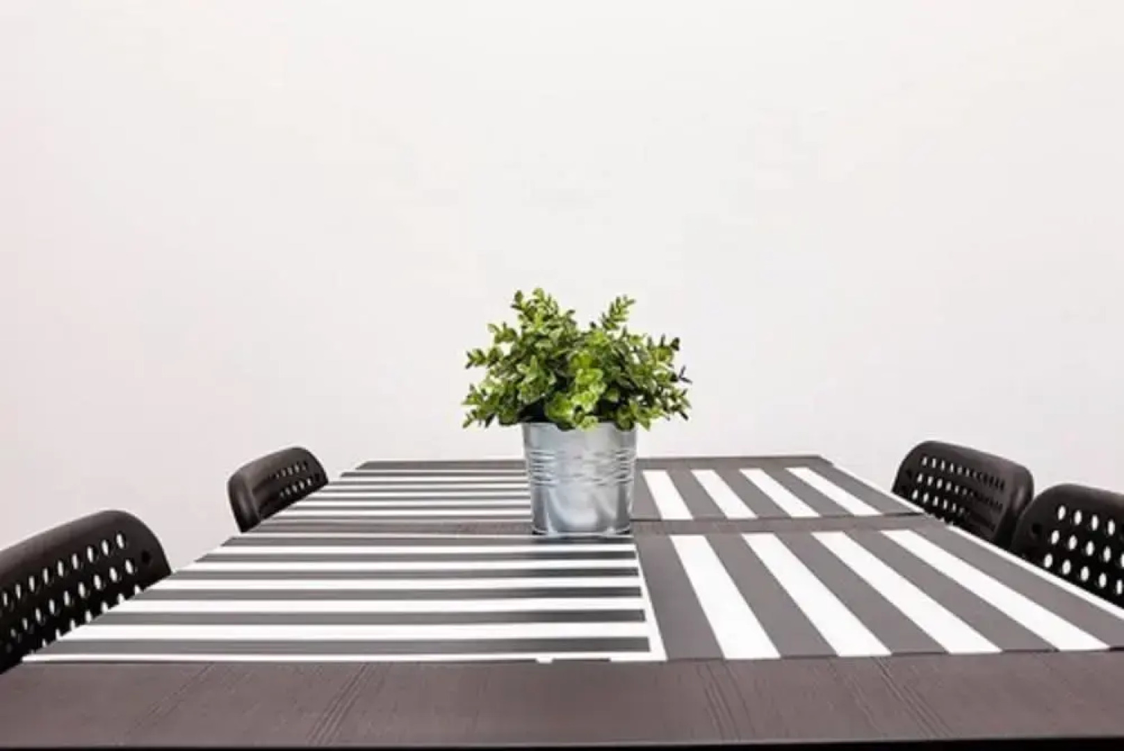 The Ice Condos North Tower by Lavish Suites