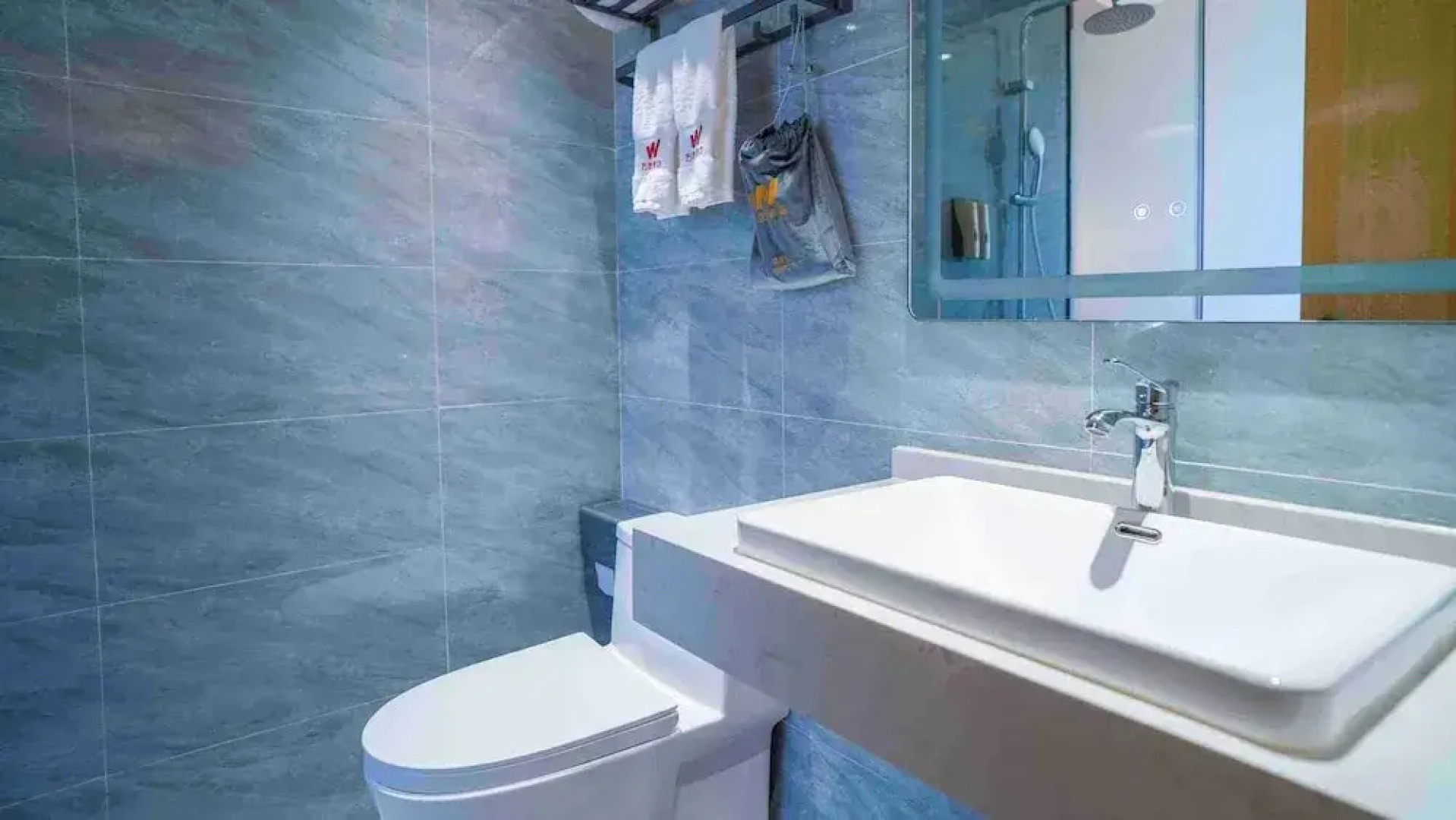 Yuntai Guanjing International Hotel