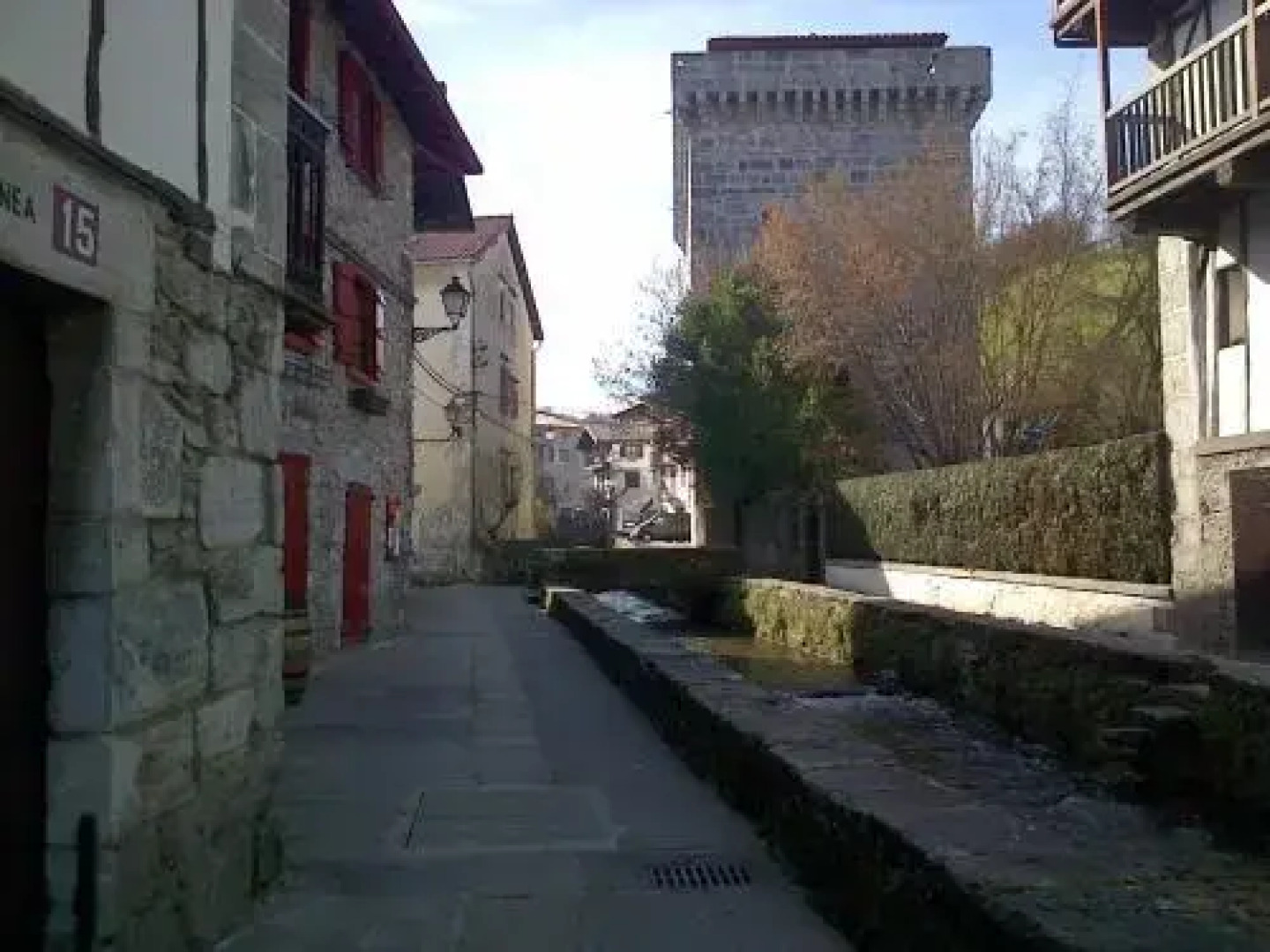 Larraenea Bed and Breakfast