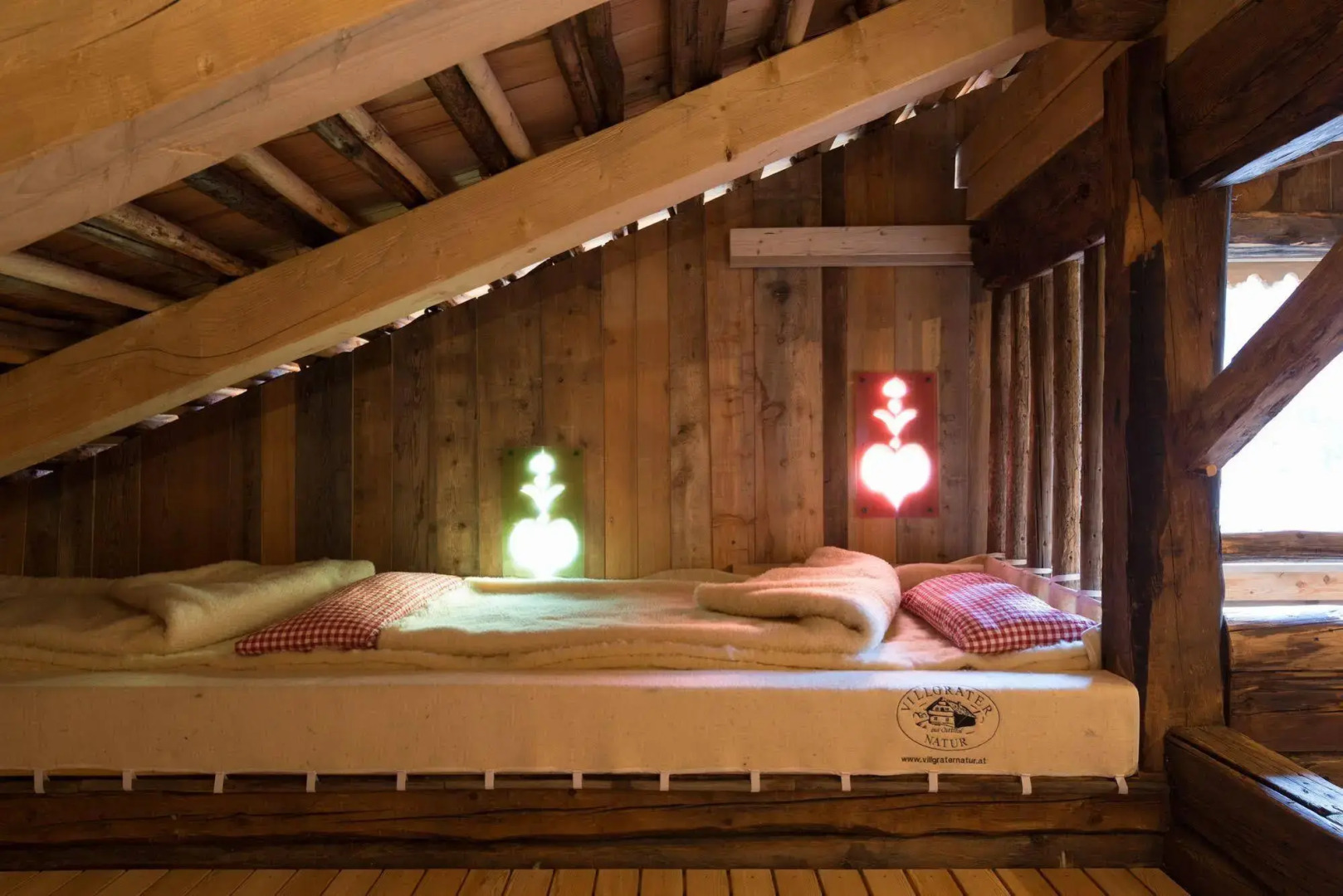 Ferienwohnungen am Berg - Almhütte Alfen