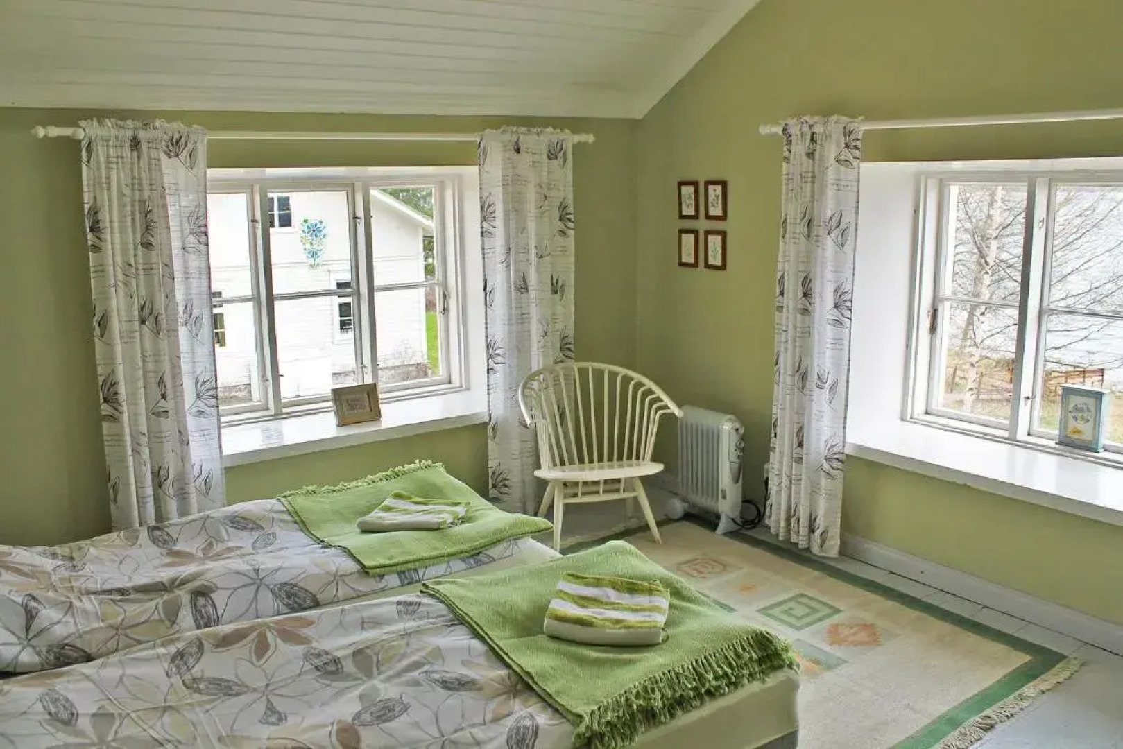 Paksuniemen Majatalo