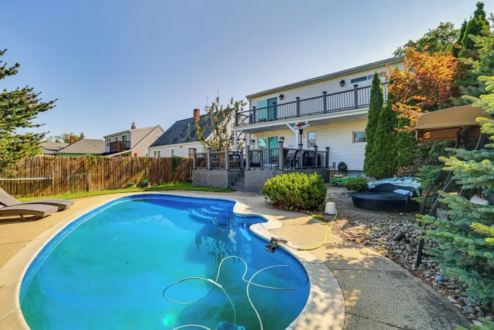 New Haven Gem w/ Private Pool, Walk to Beach!