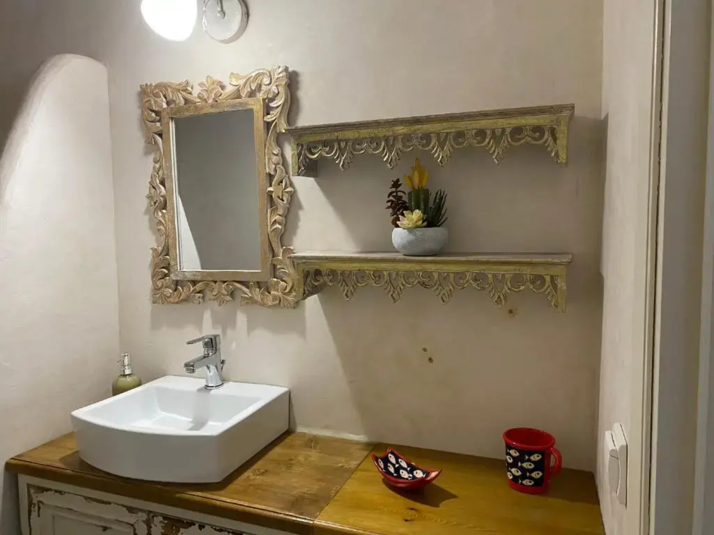 Petridi Maria Suites & Apartments