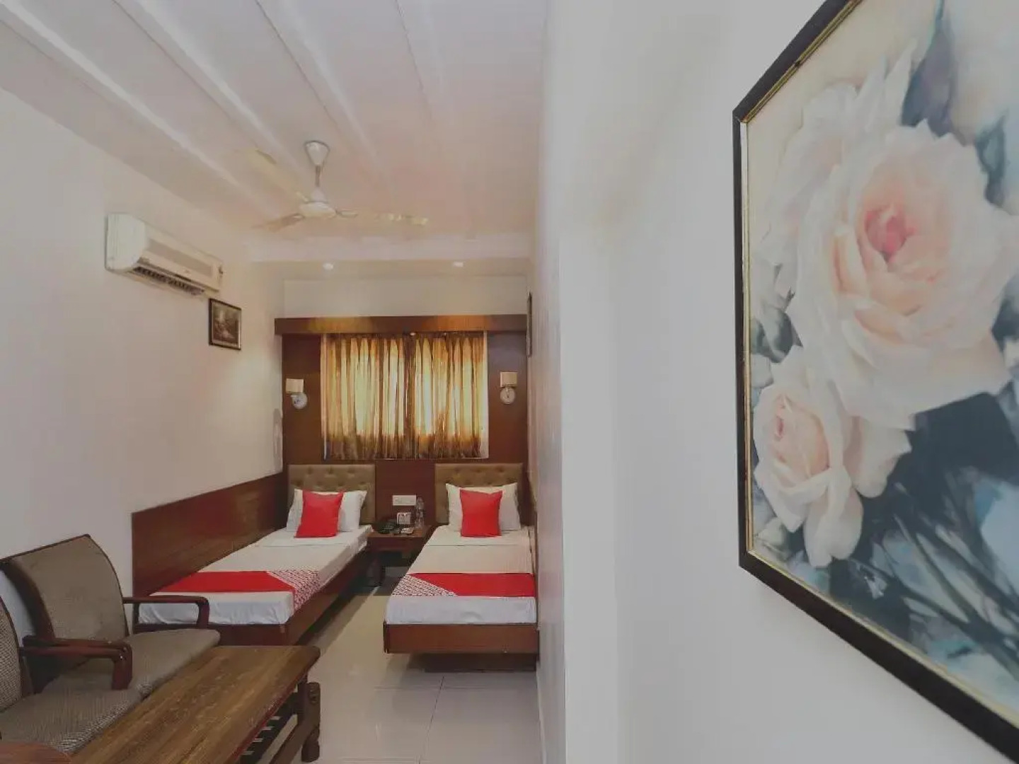 Heritage Corner By OYO Rooms