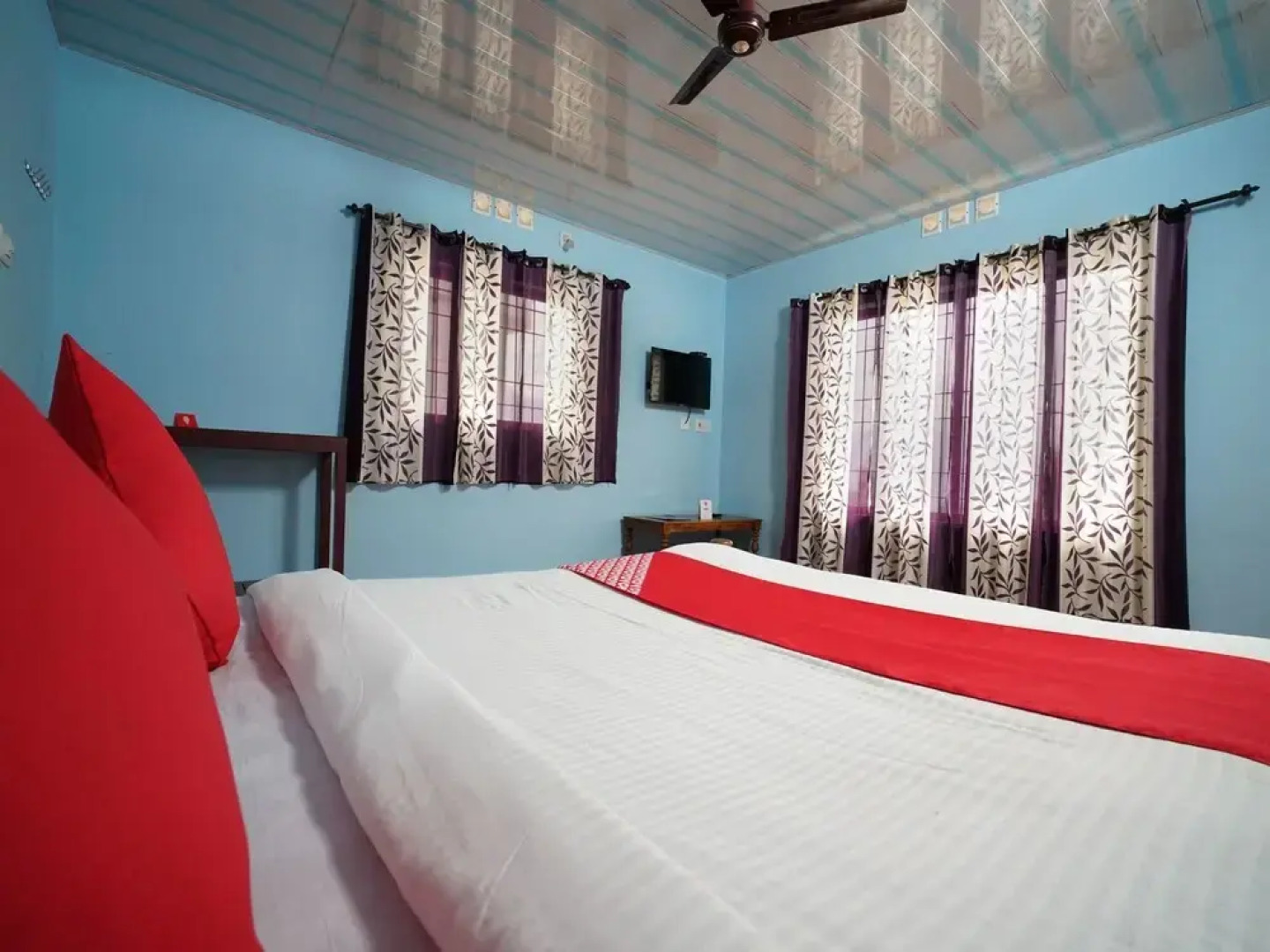 OYO 13547 Nest Cottages