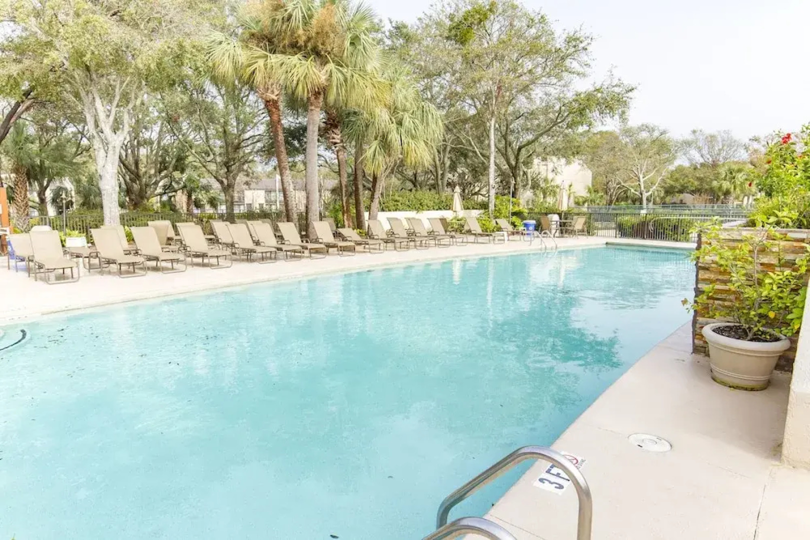 Island Club by Vtrips