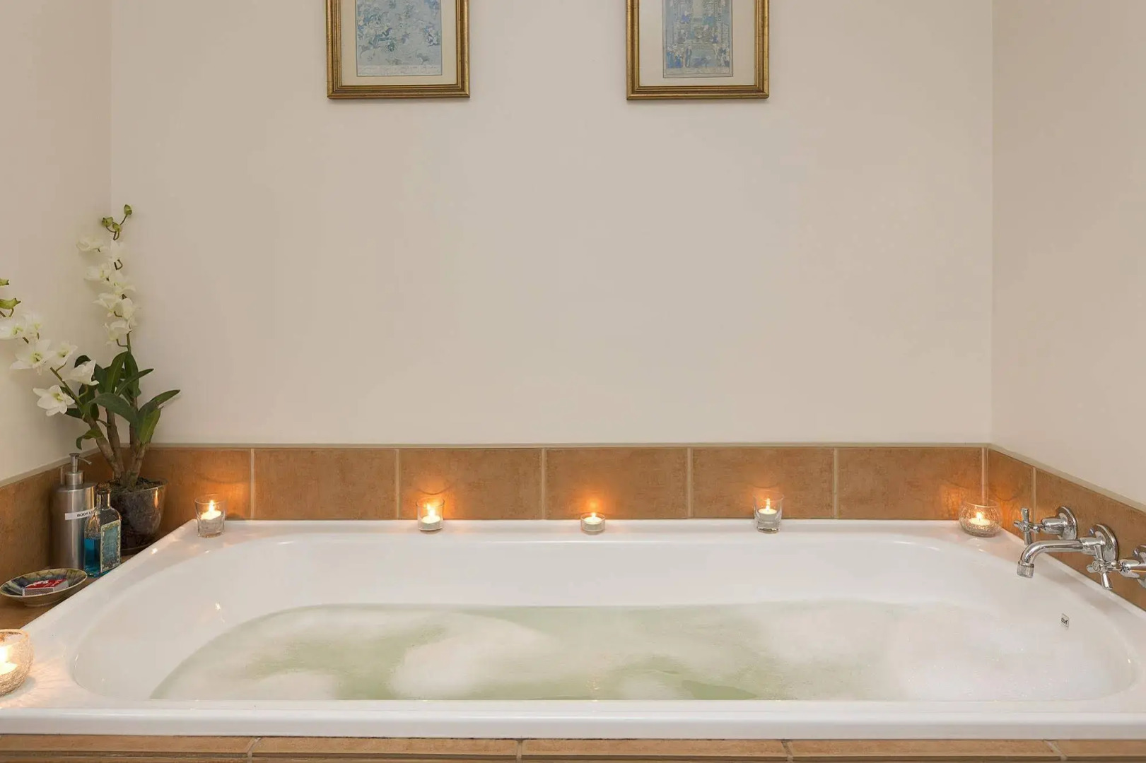 Hillcrest Mountain View Retreat