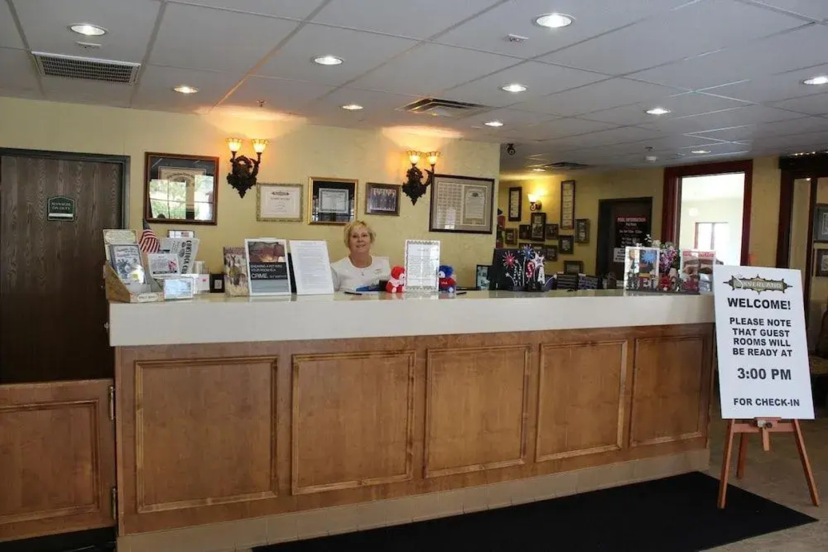 Silverland Inn and Suites