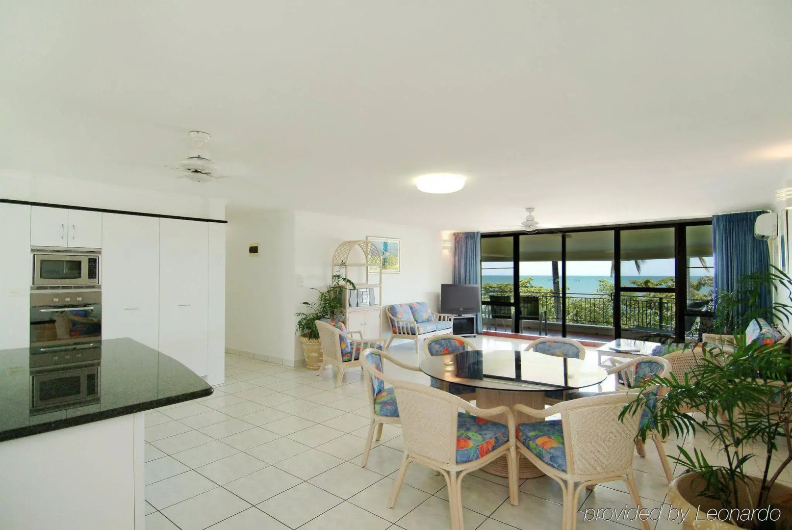 Roydon Beachfront Apartments