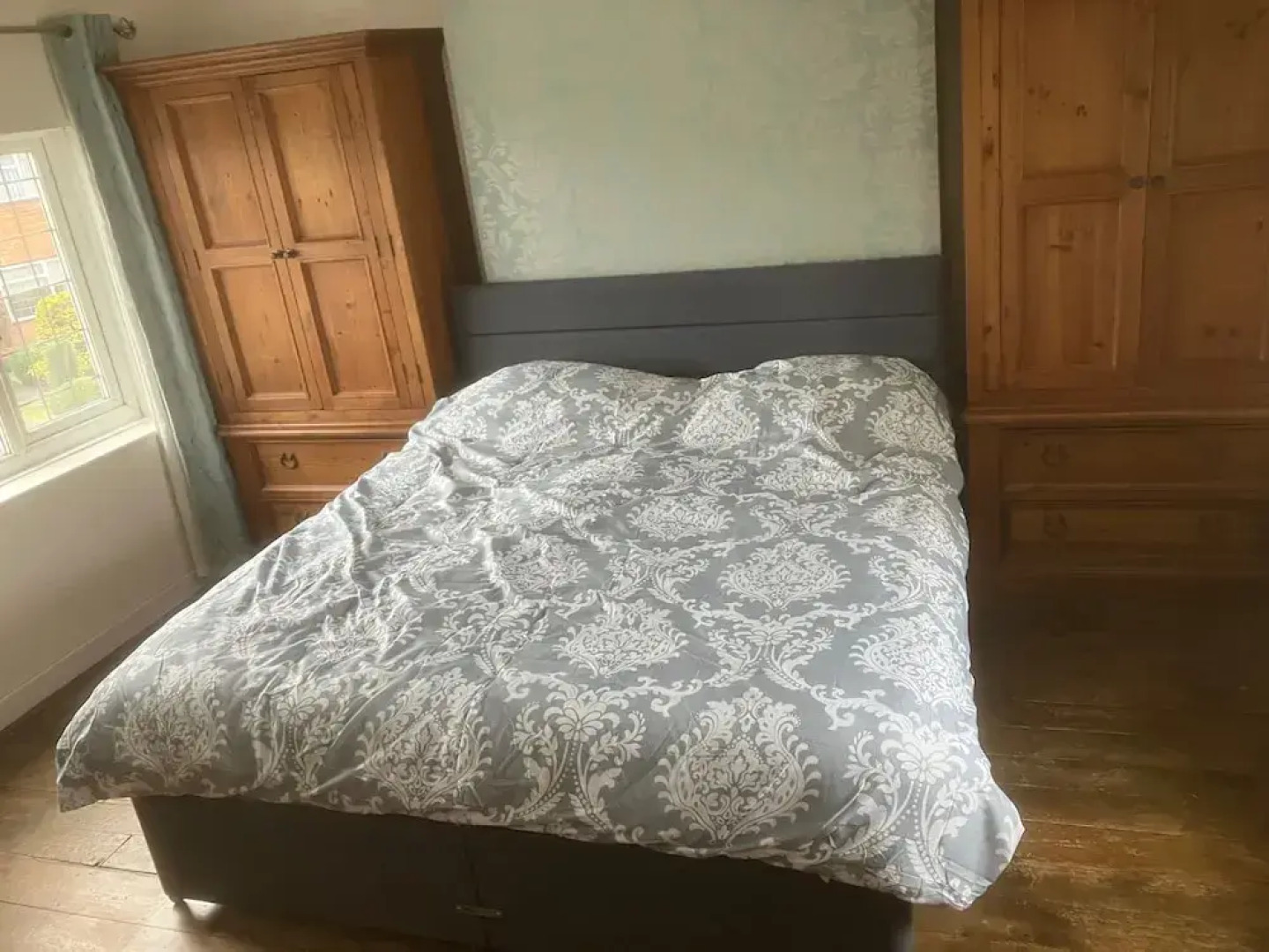 Wall Heath Retreat - Period 3 Bedroom Cottage