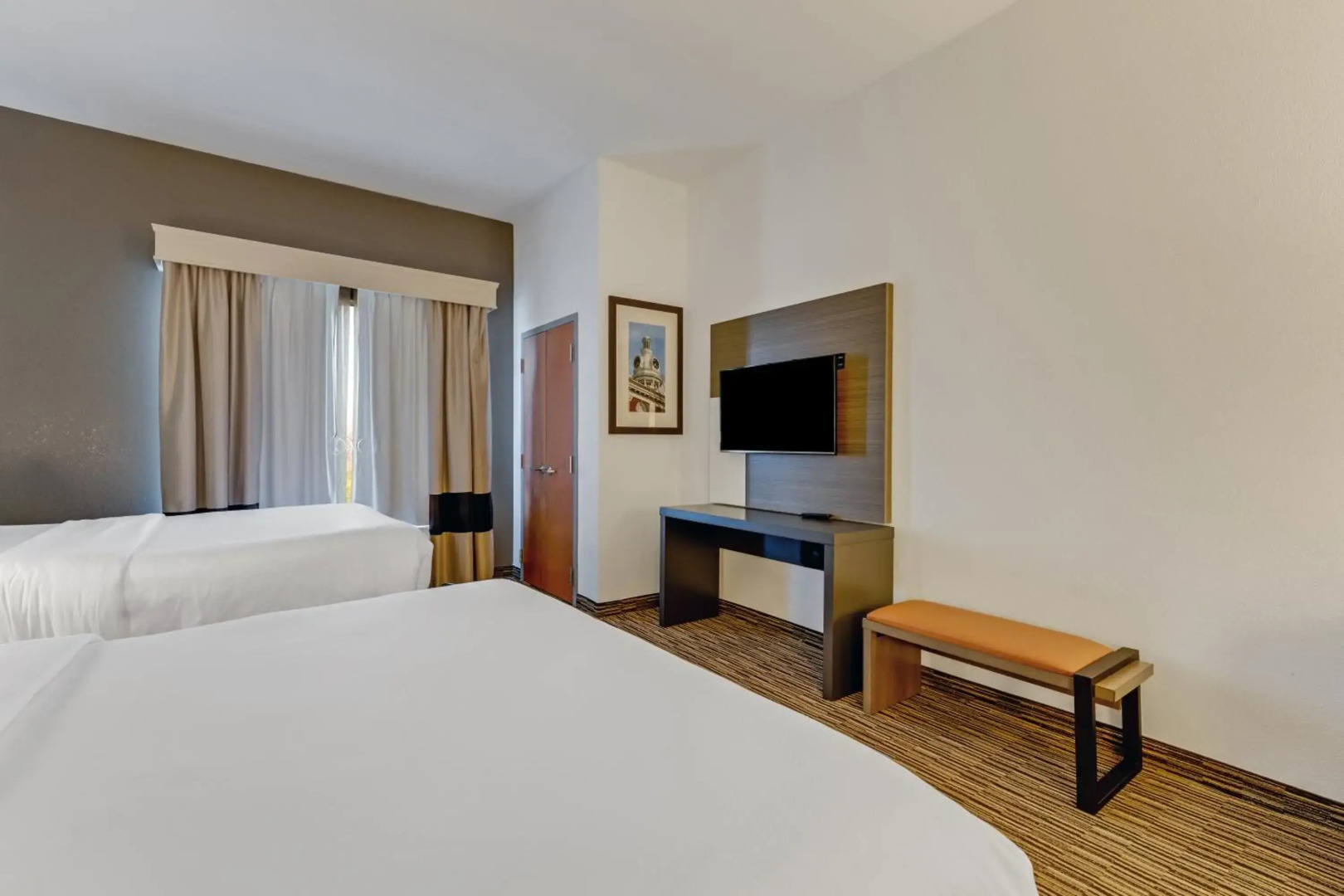 Comfort Suites Murfreesboro Shopping District