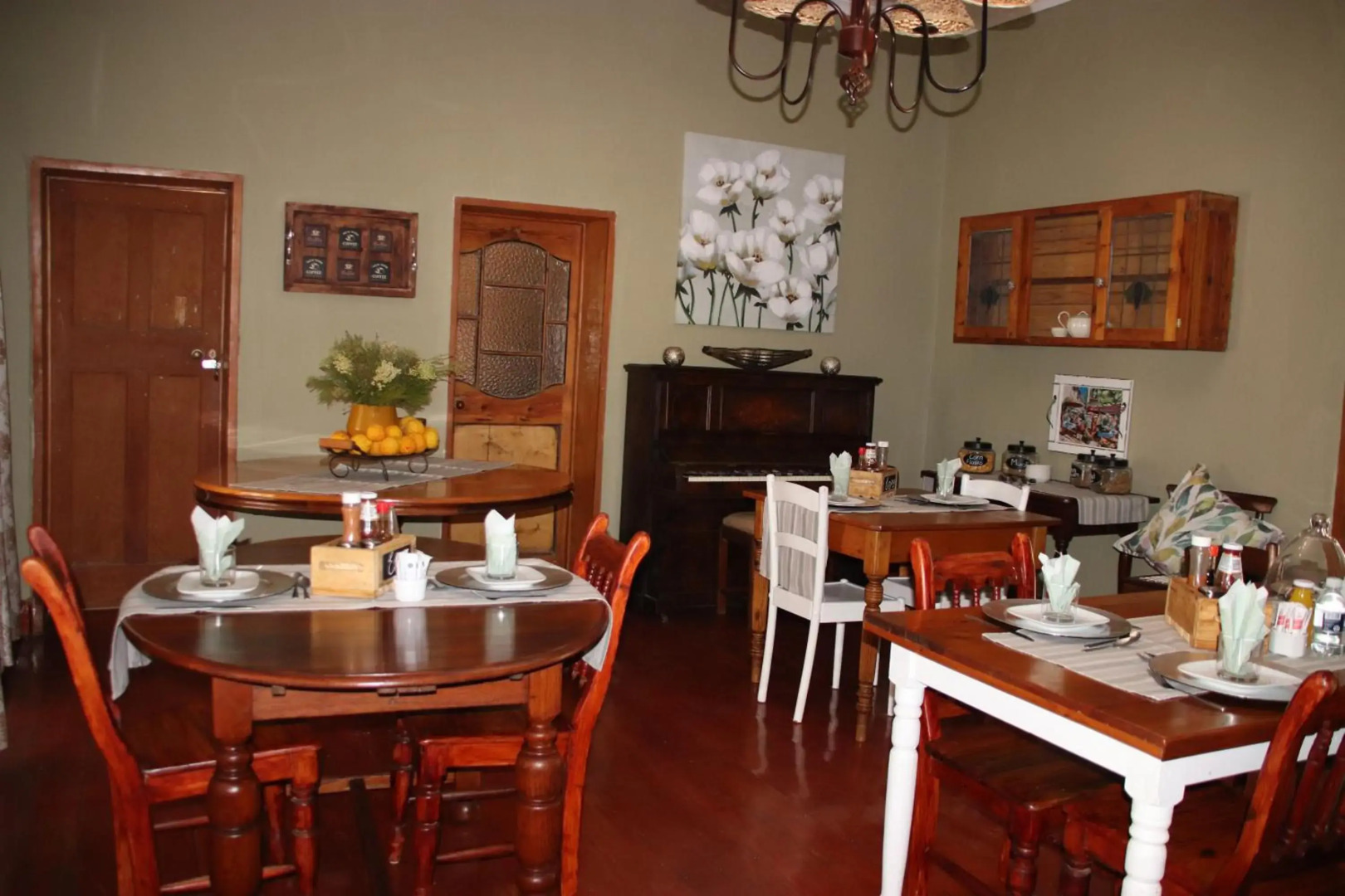 Top House Bed & Breakfast