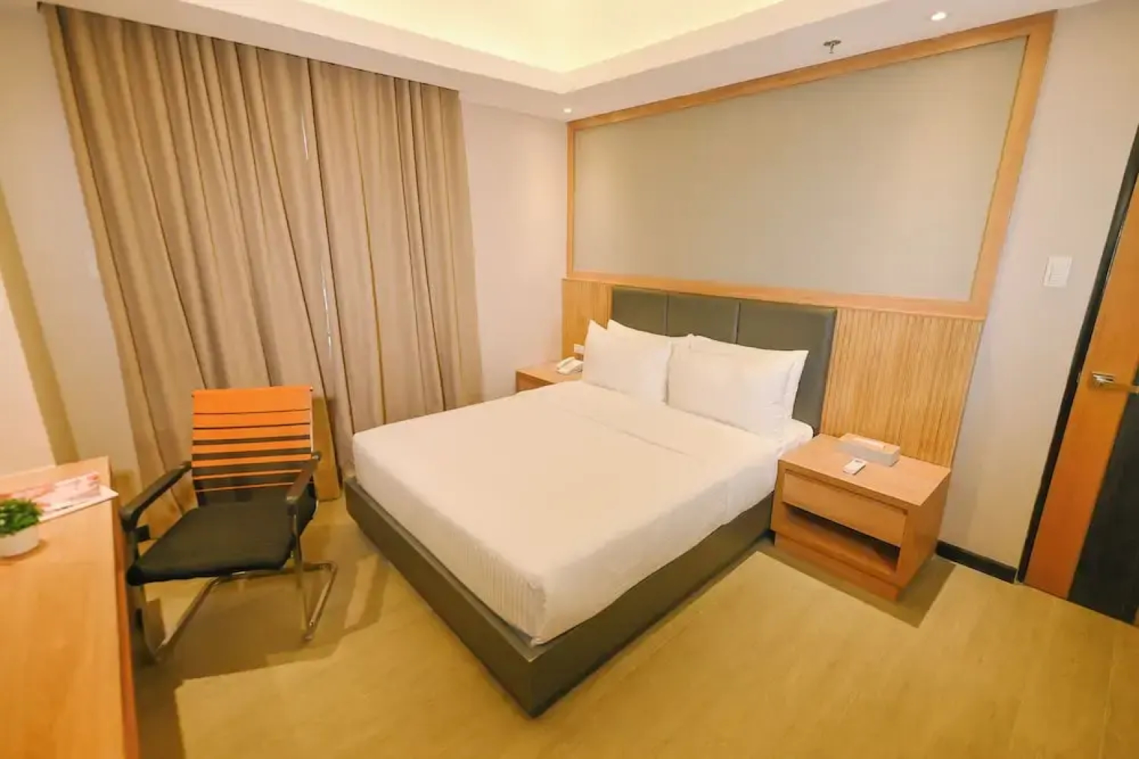 Sotogrande Hotel and Convention Center Batangas