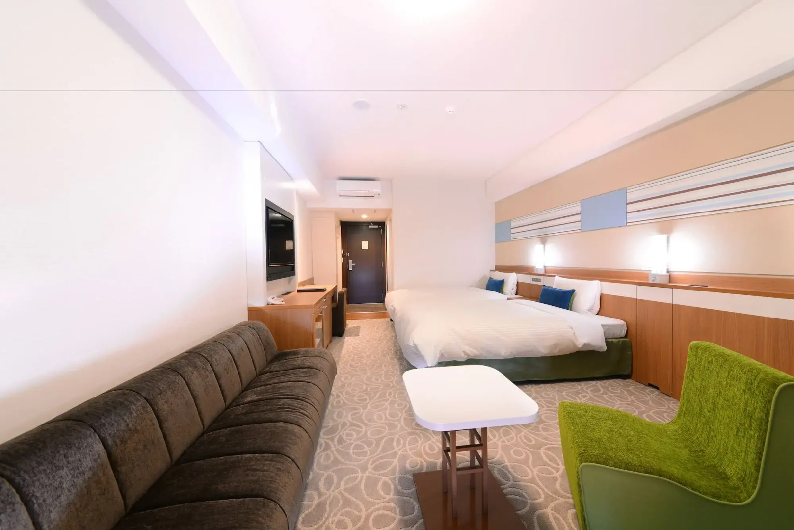 Vessel Hotel Campana Okinawa