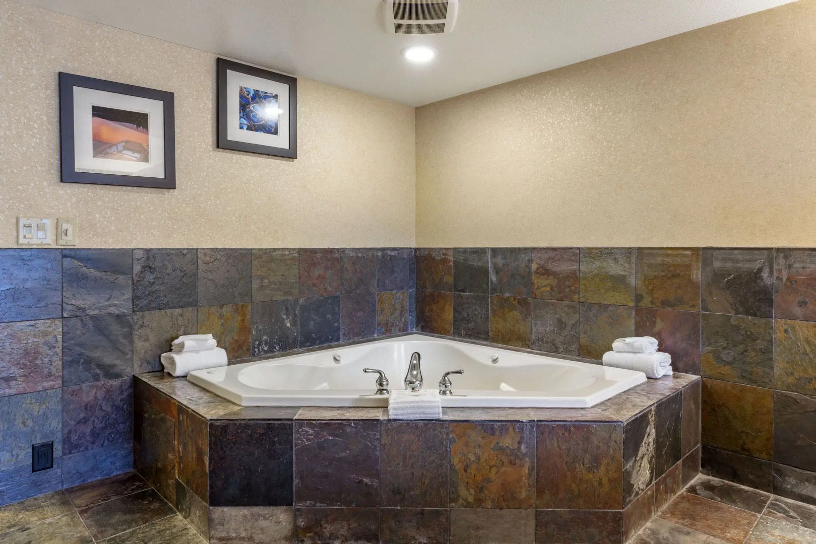 Comfort Inn & Suites Lincoln City