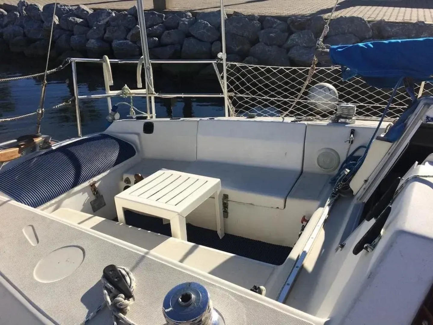 Voilier A Quai Gruissan