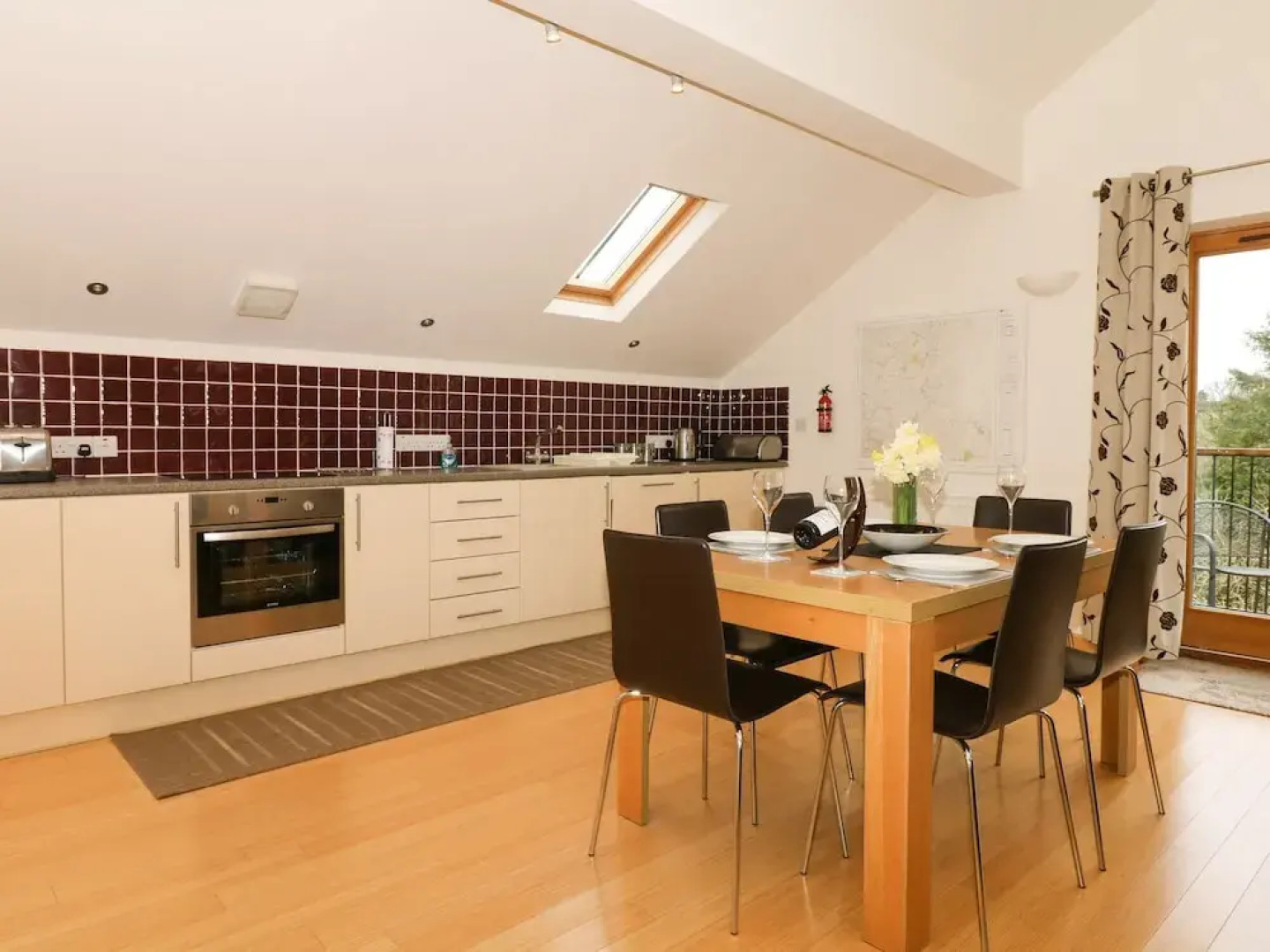 Cholwell Barn Apartment