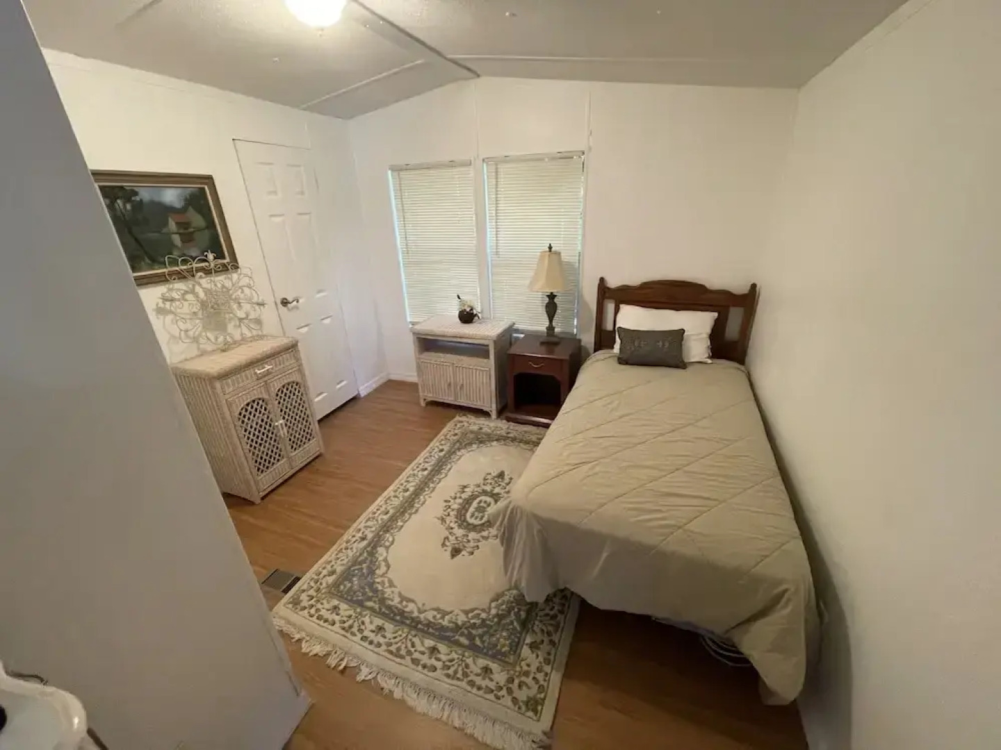 Taylor Creek River Cottage By The Boat Ramp 2 Bedroom Cottage by RedAwning