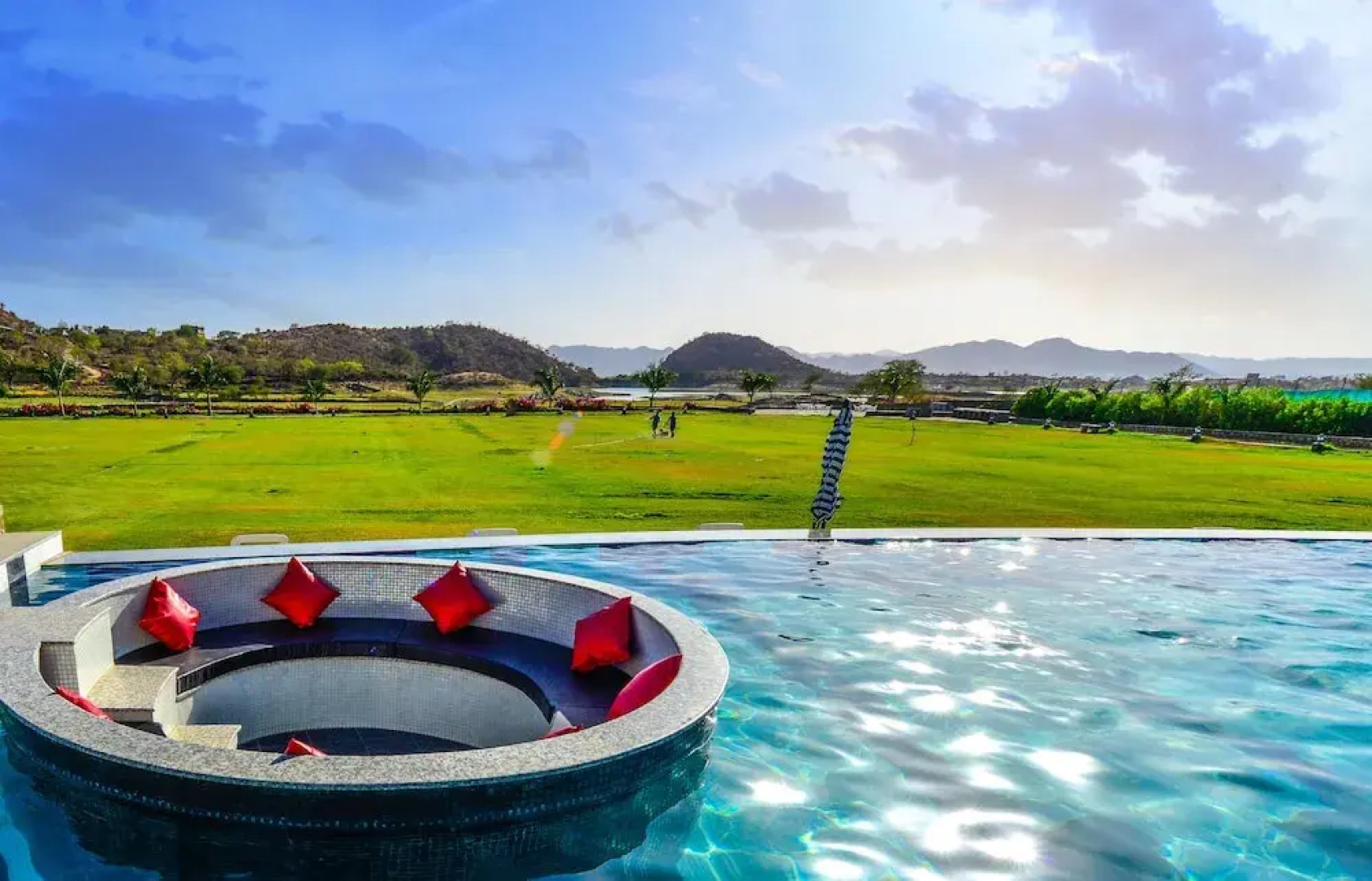 Tat Saraasa Resort & Spa