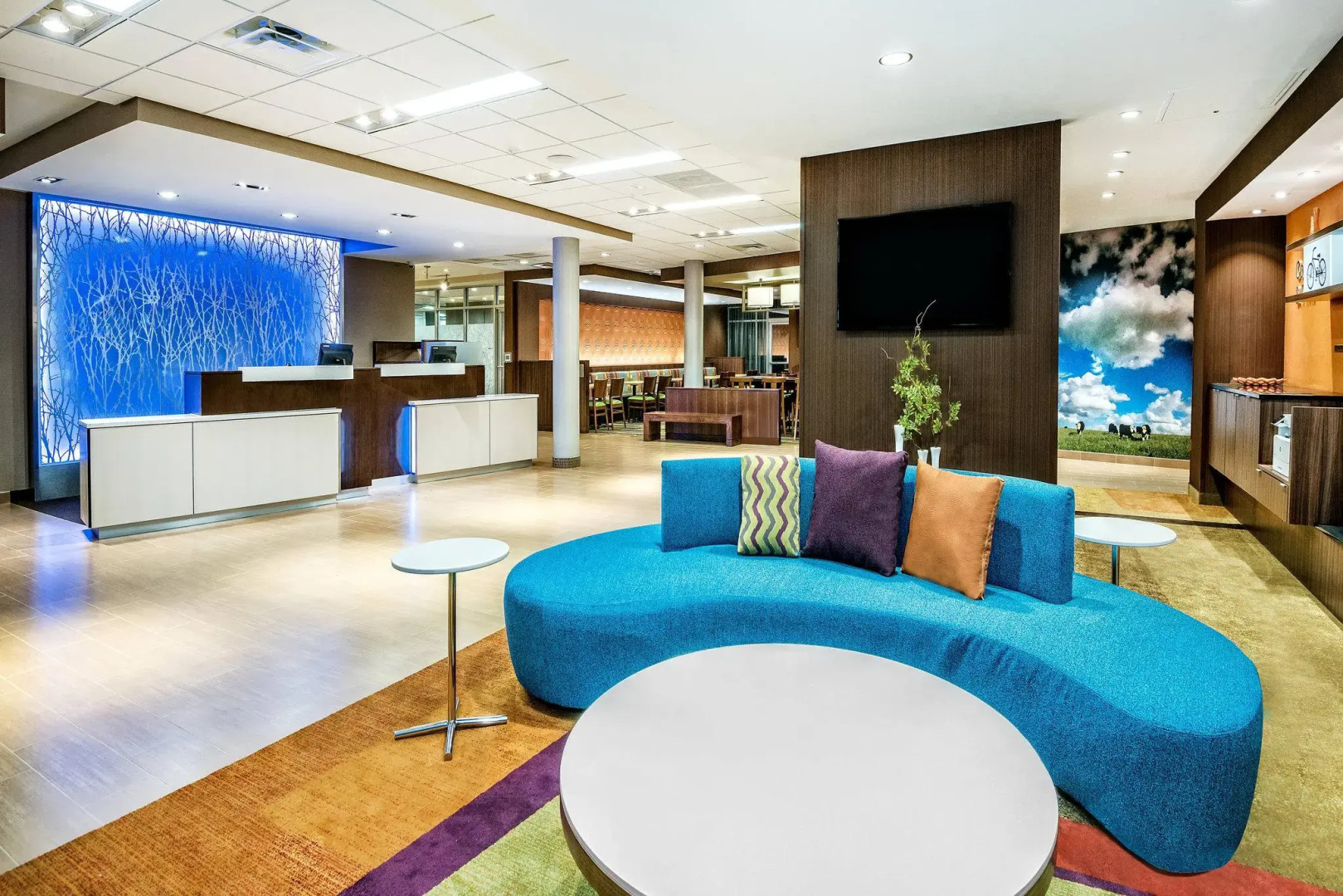 Fairfield Inn & Suites by Marriott Van Canton Area