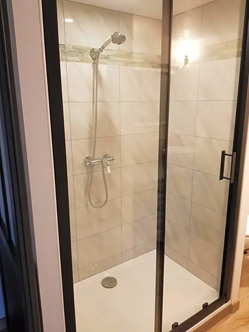 Au Chant Des Oiseaux (Adults Only)