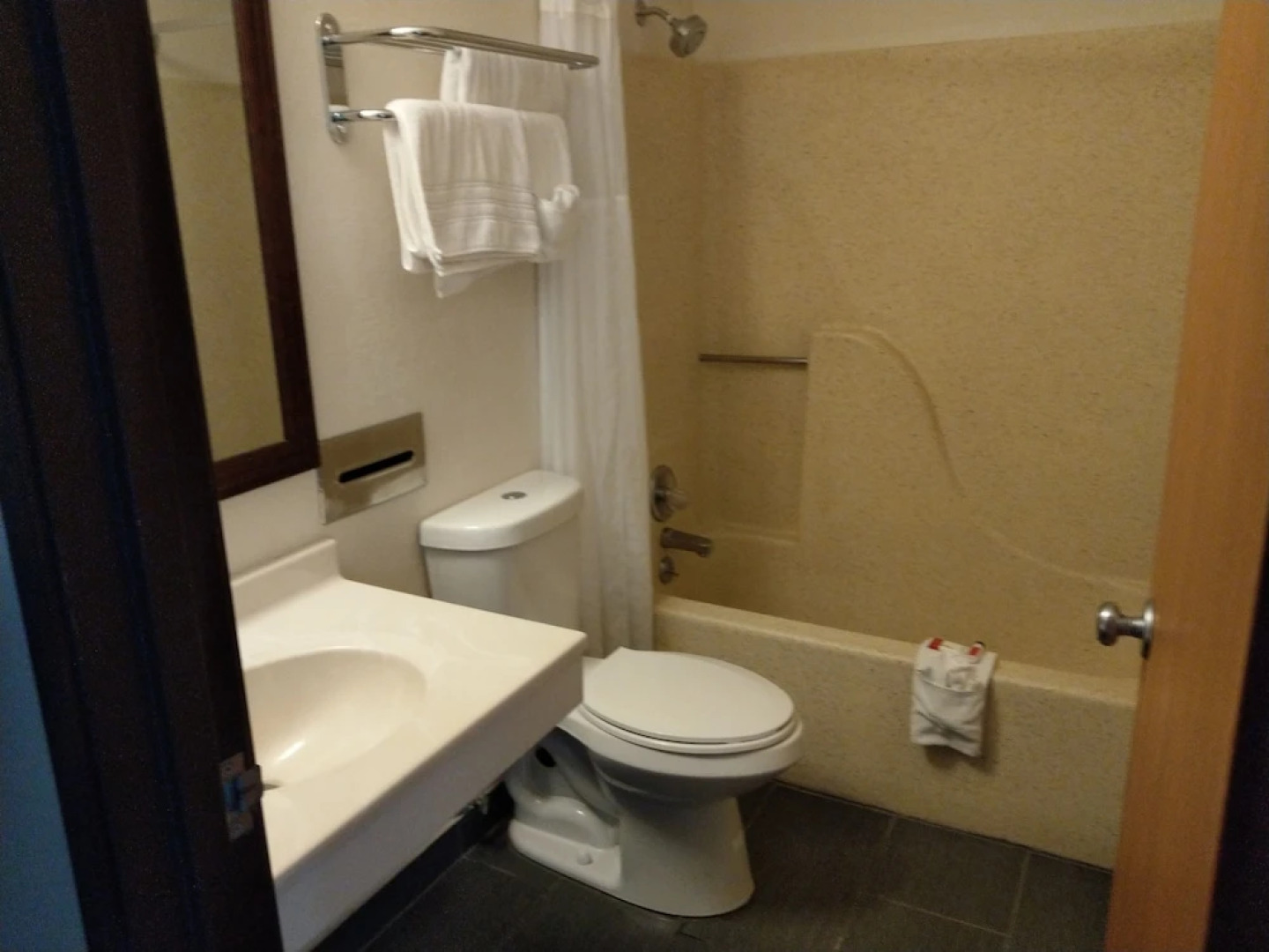 Super 8 by Wyndham Kirksville University Area