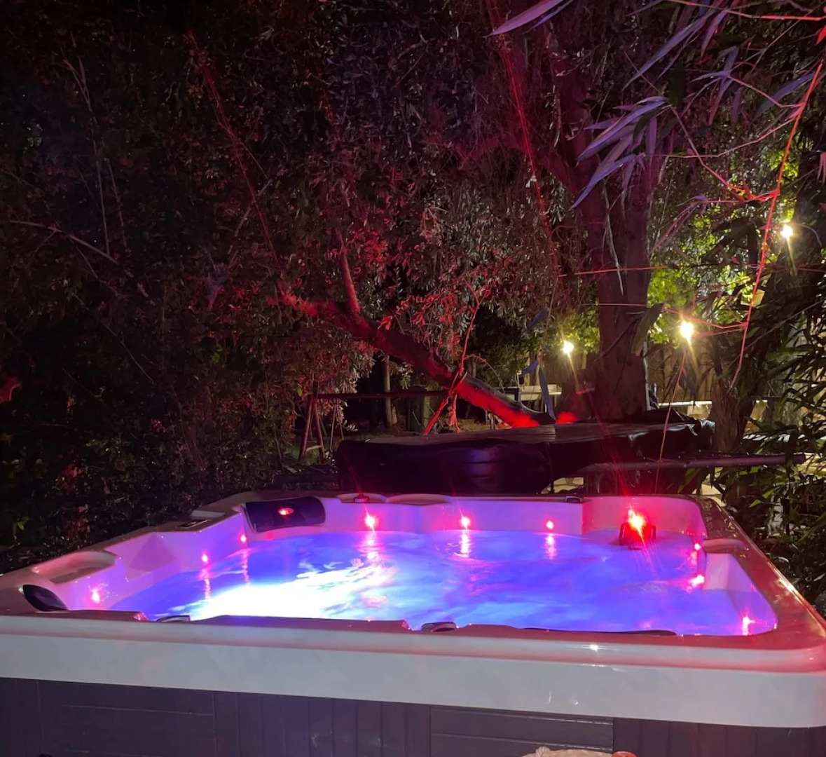 Gross nofesh and spa in Beit Hilel