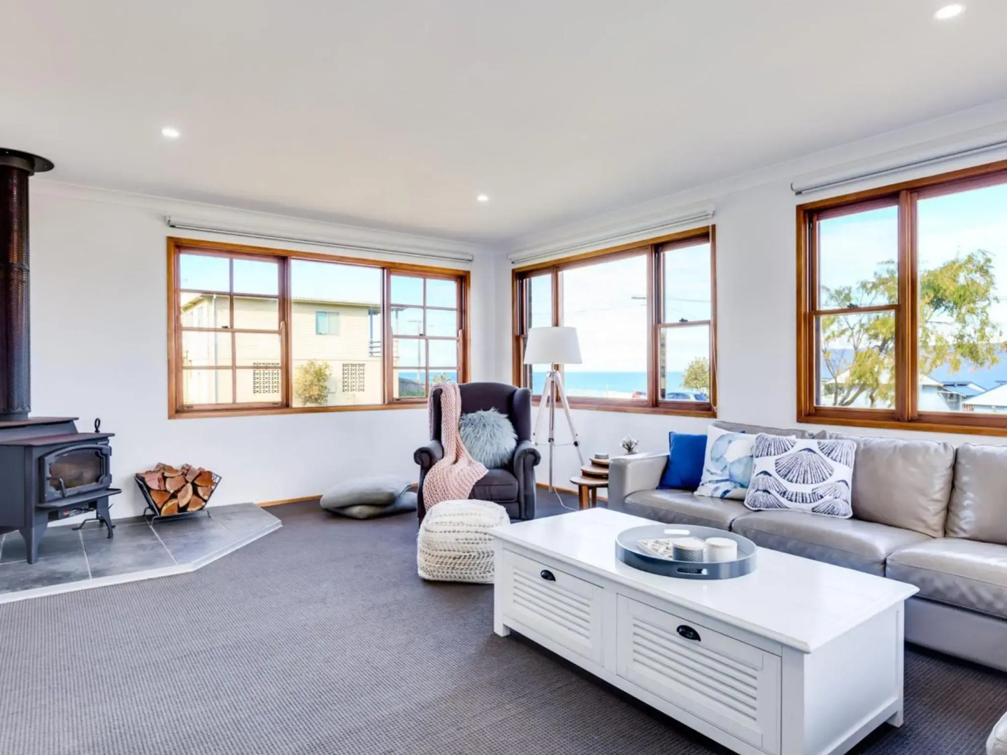 GERROA DREAMING Gerroa 4pm check out Sundays