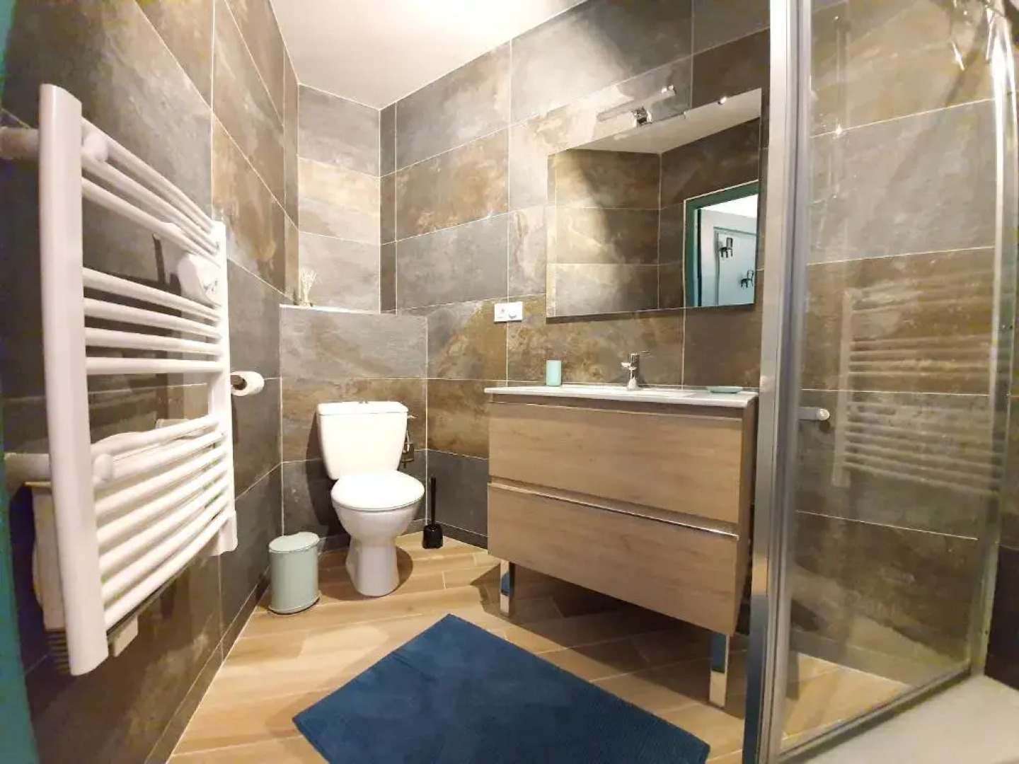 Maison de 3 chambres avec terrasse amenagee et wifi a Esparron de Verdon