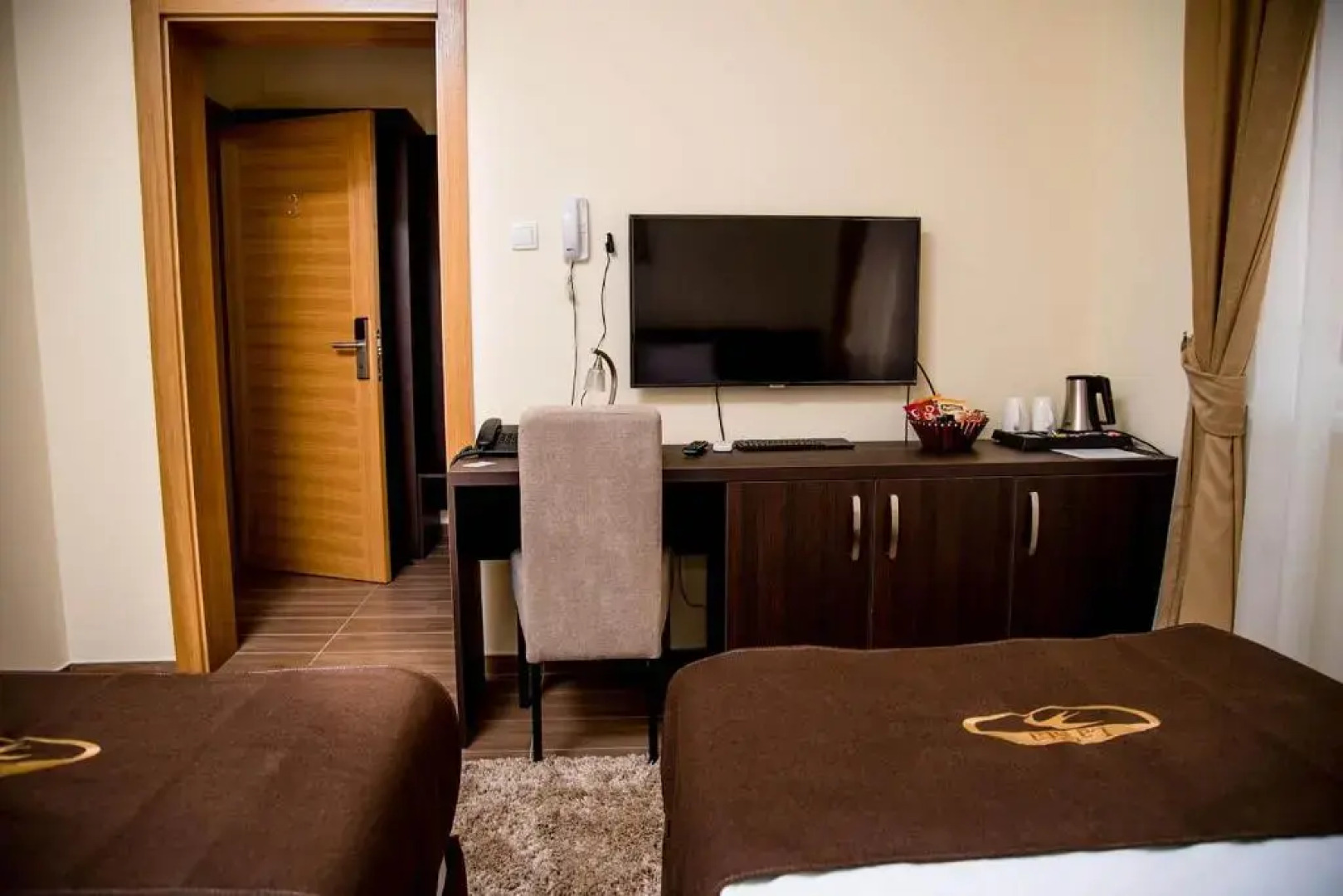 Vila & Restaurant Lasta