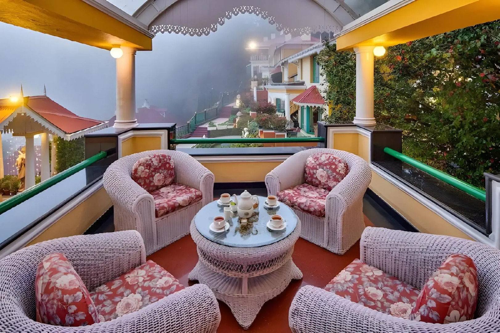MAYFAIR Darjeeling