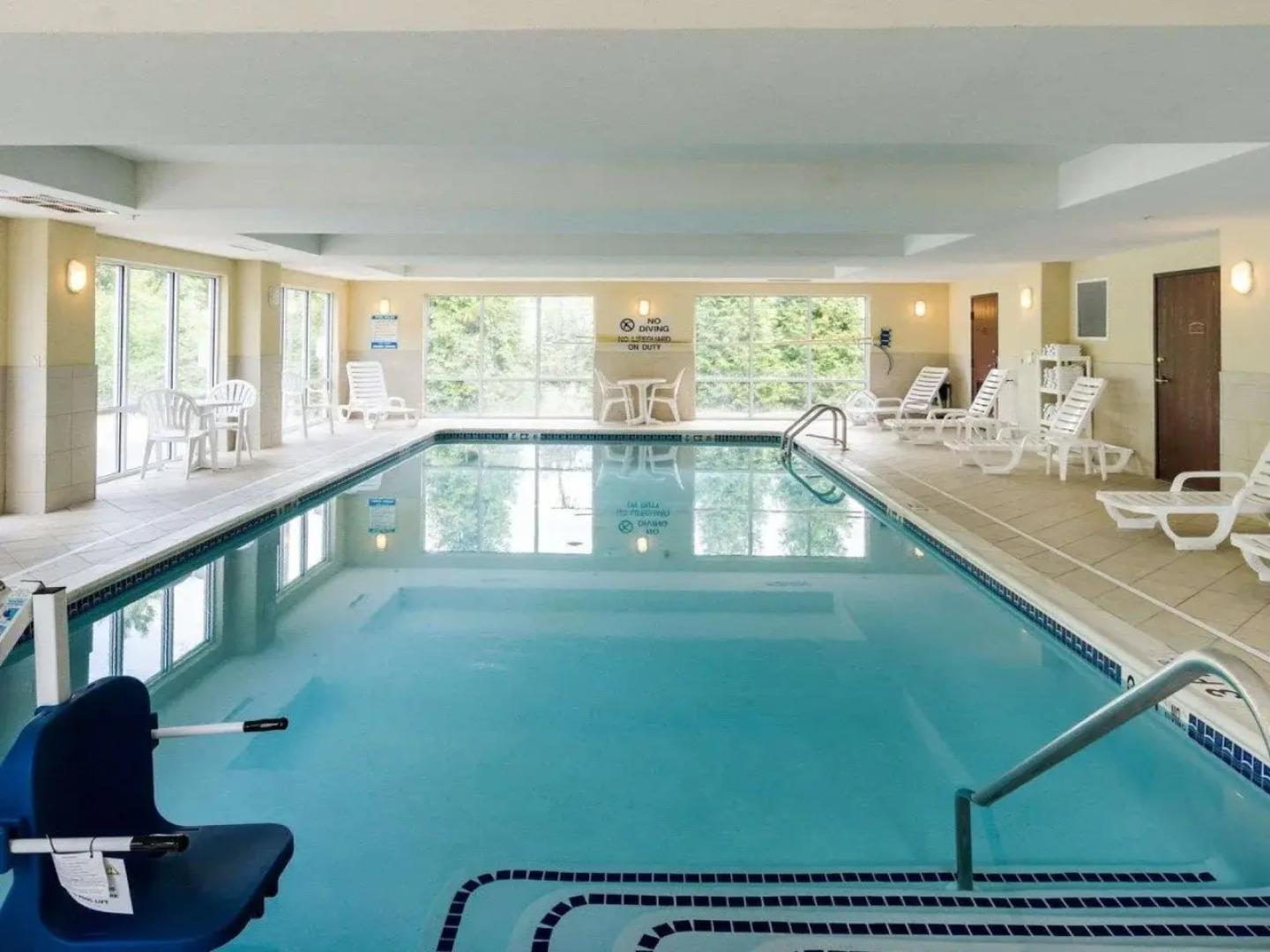 Comfort Suites Seaford