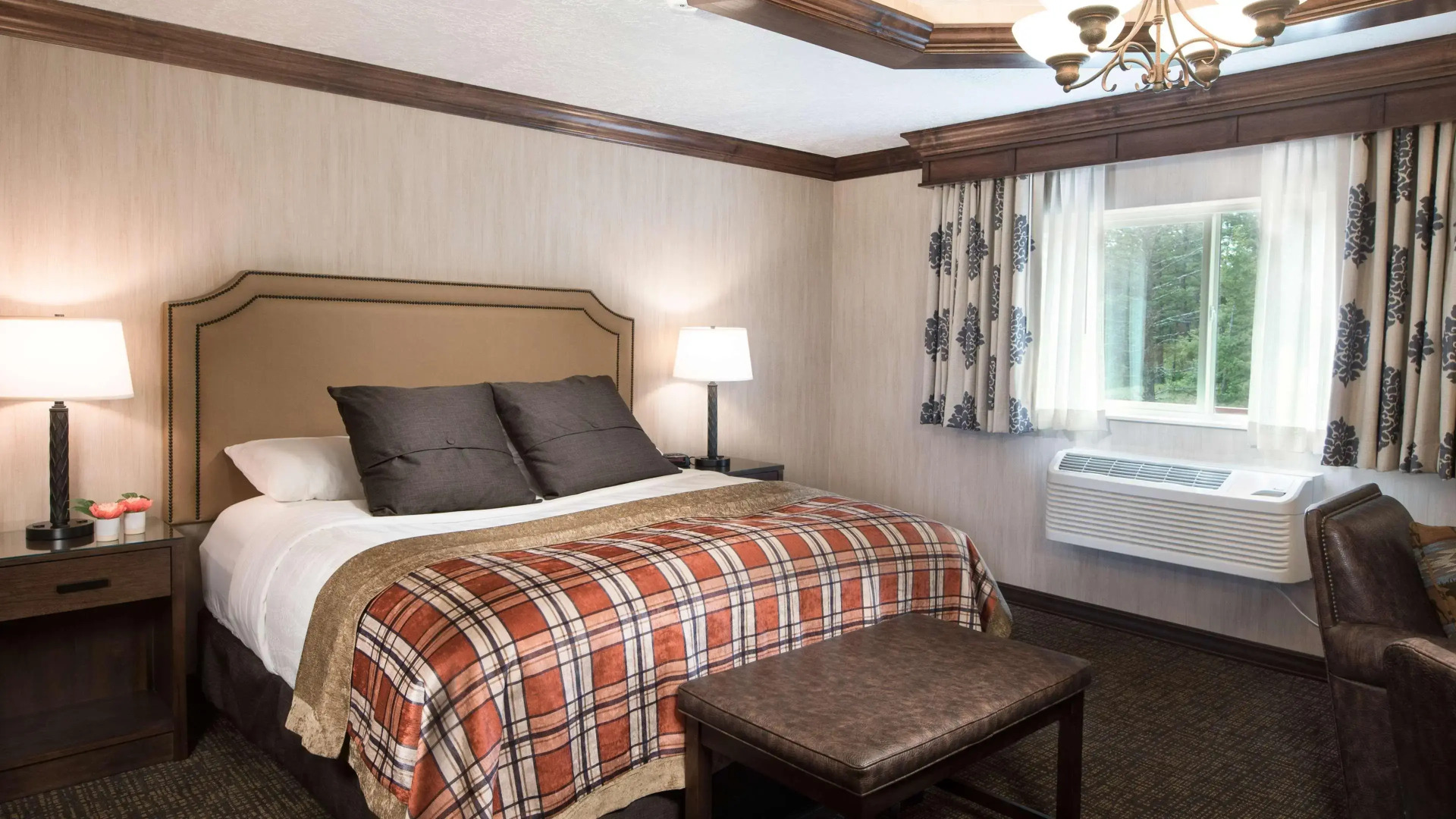 Best Western Plus Flathead Lake Inn And Suites
