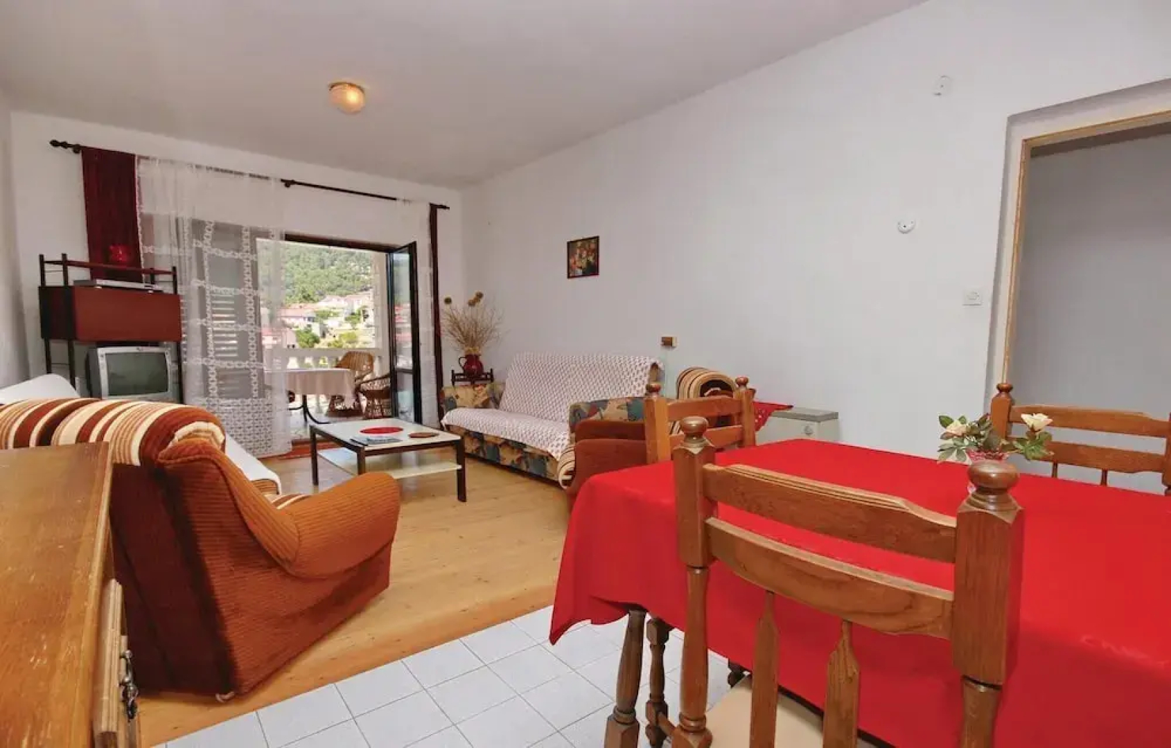 Nice Home in Brna With 3 Bedrooms and Wifi