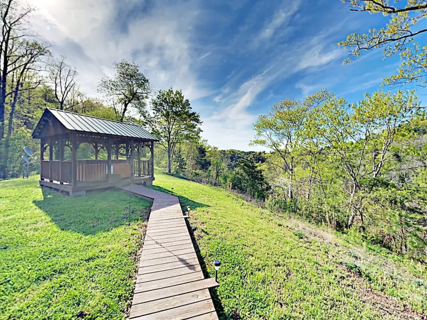 137 Panhandle Rd Cabin 3 Bedrooms 3 Bathrooms Cabin