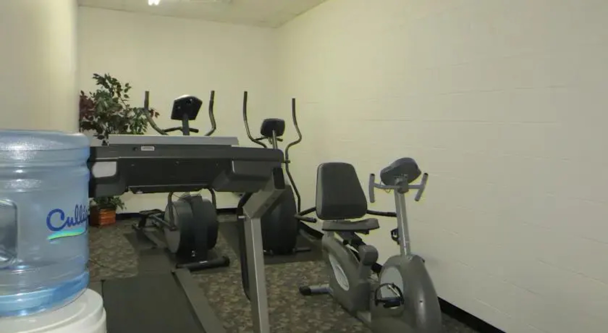 Ramada Richland Center