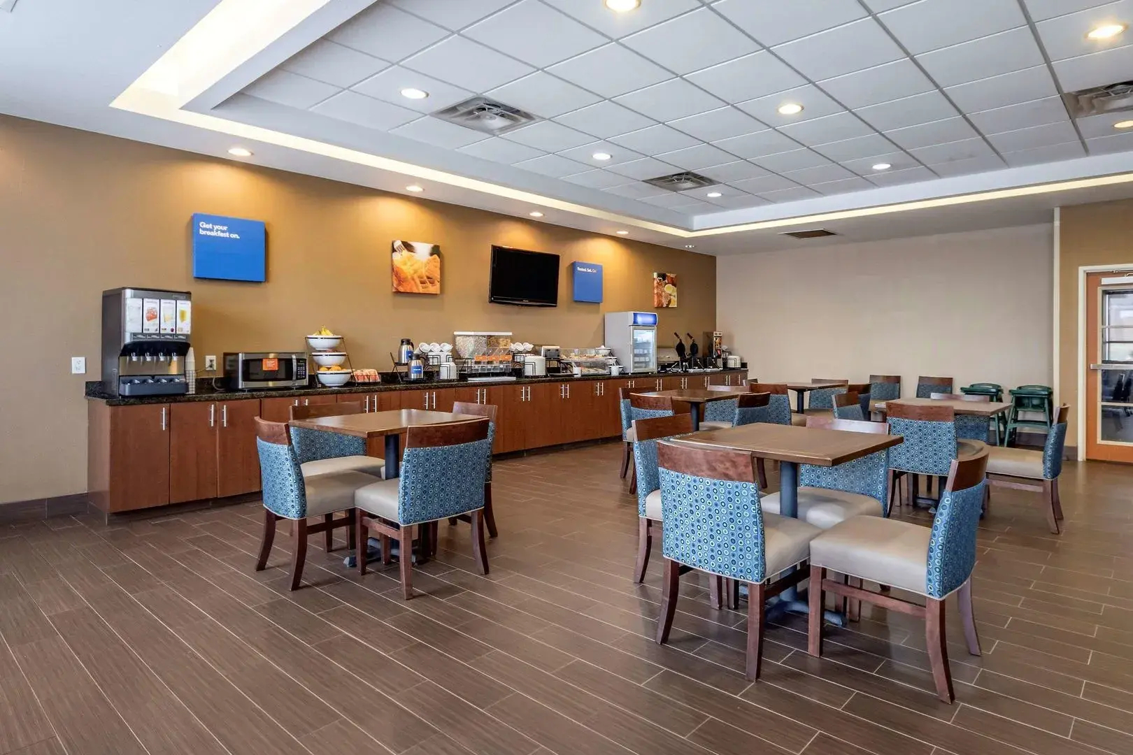 Spark by Hilton Shawnee