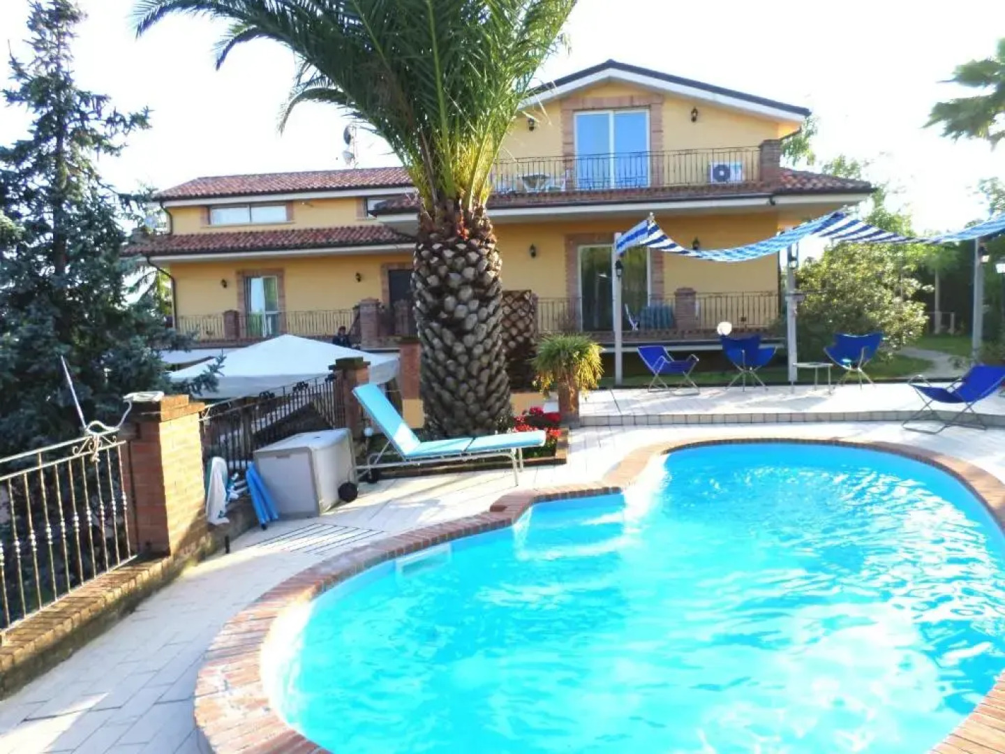 Bed and Breakfast Villa Algi