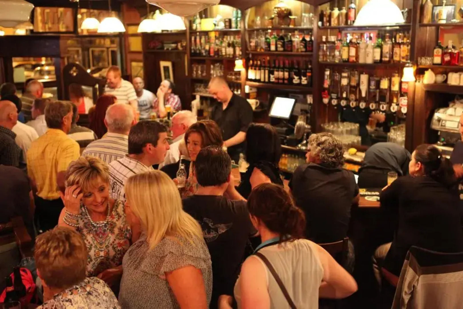 Crottys Pub & Accommodation