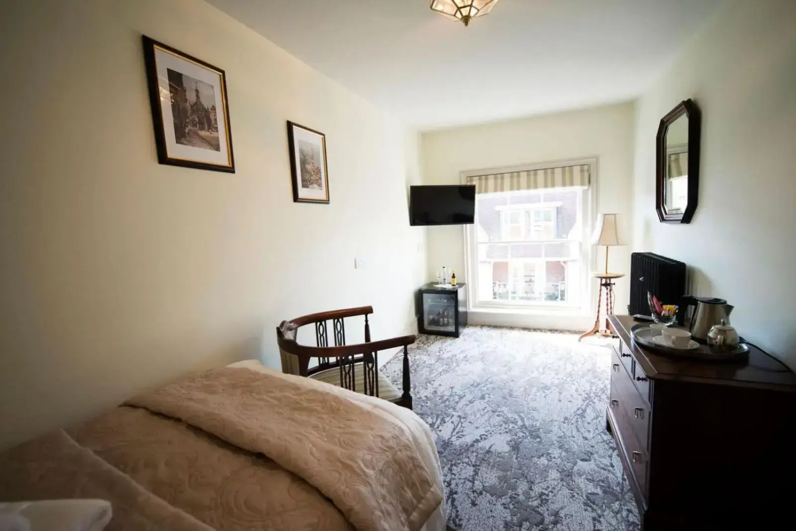 East Walls Hotel