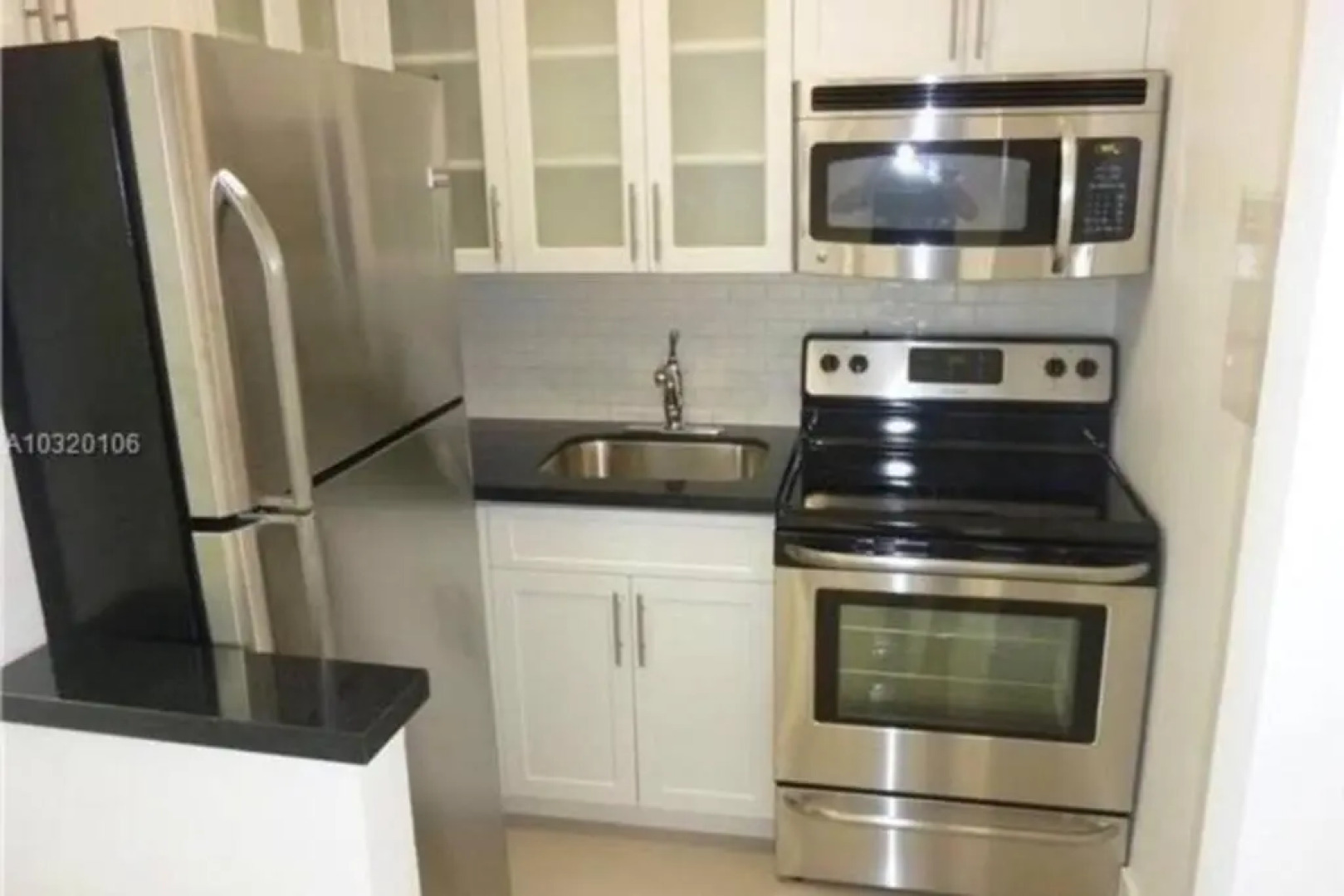 Fantastic Studio with Incredible Bay Views